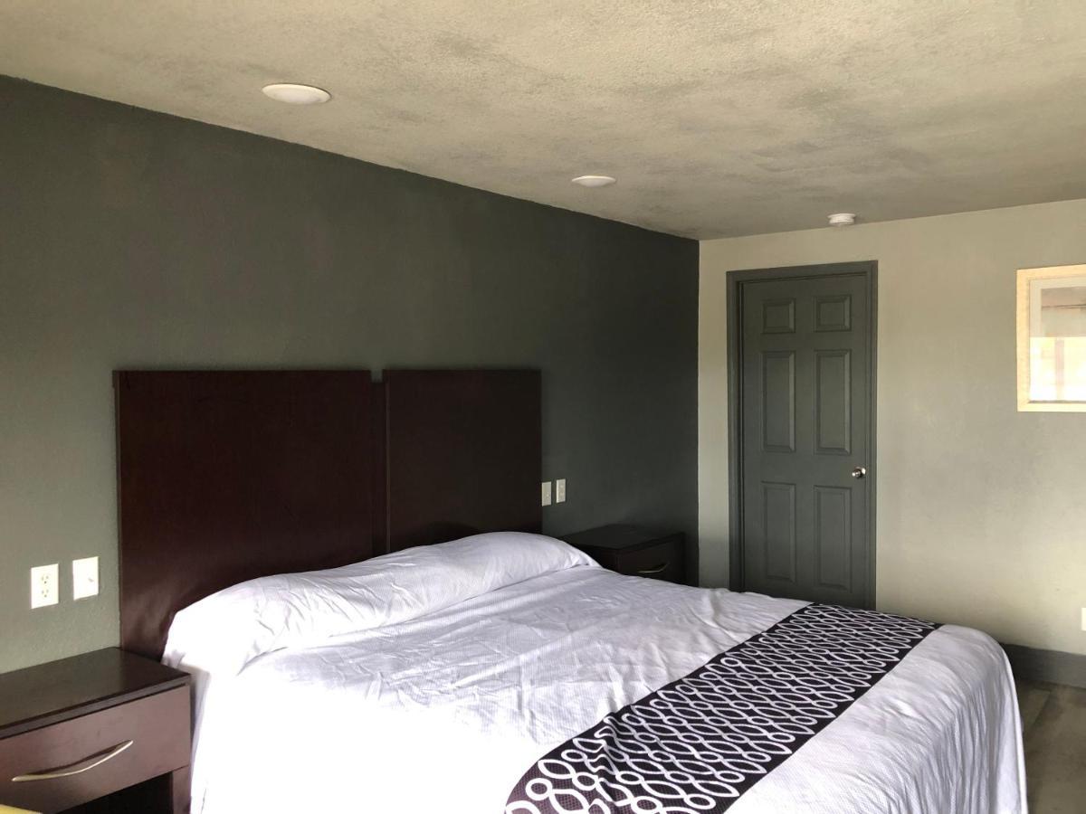 Budget Inn Valparaiso/Niceville @ Eglin Afb & Destin-Fwb Airport Zewnętrze zdjęcie